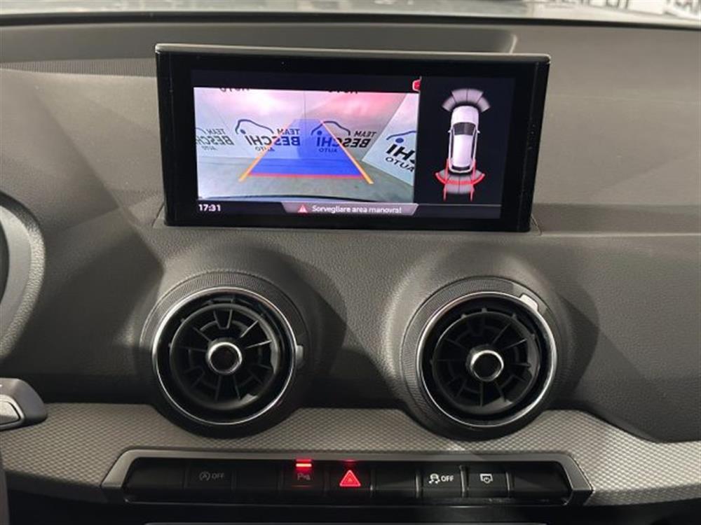 Q2 Q2 35 TFSI 150CV S tron