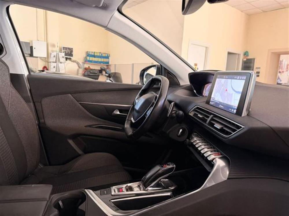 3008 3008 BlueHDi 130 S&S EAT8