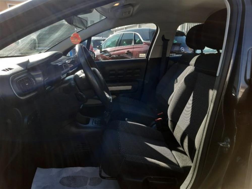 C3 C3 PureTech 82 Shine