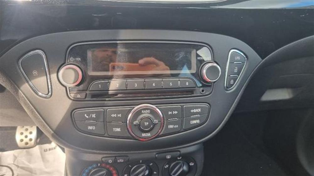 Corsa Corsa 1.4 90CV GPL Tech 5