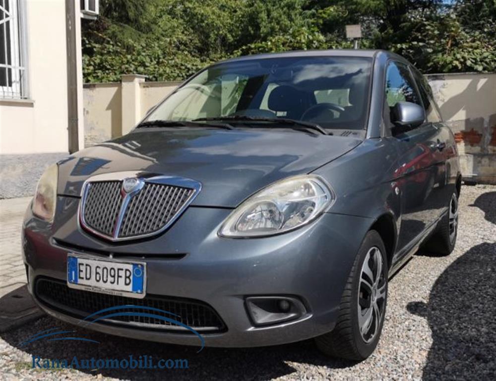 Ypsilon Ypsilon 1.2 Neopatentati.
