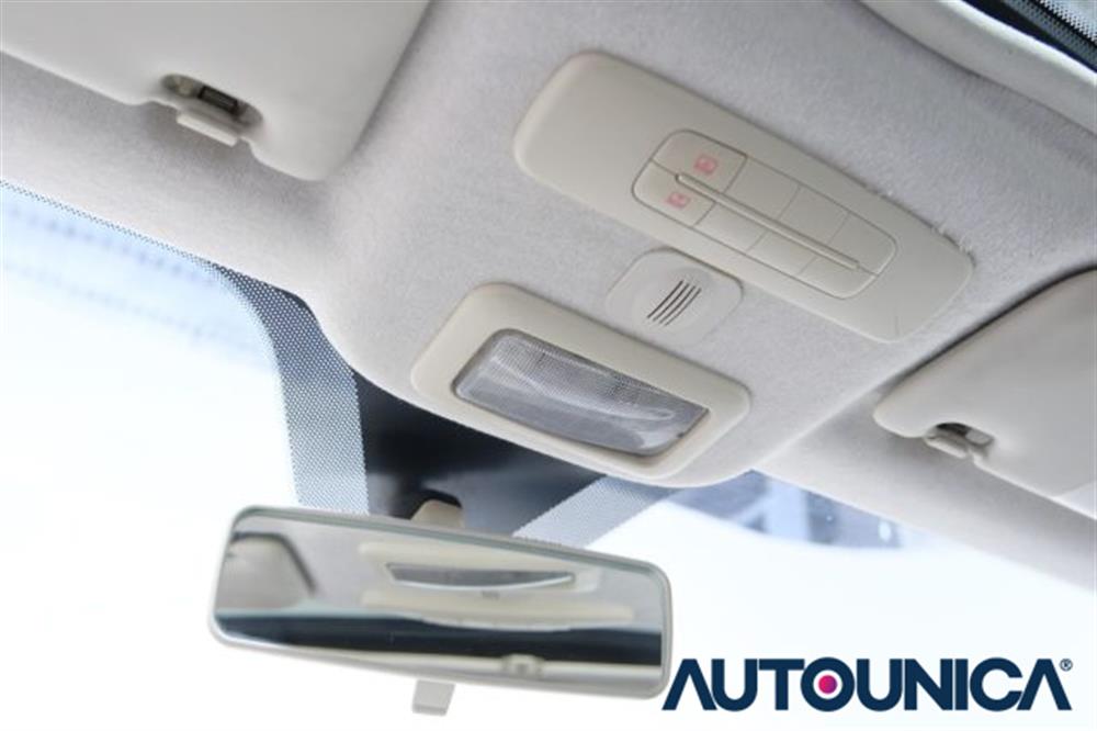 500 500 1.2 LOUNGE AUTOMATIC