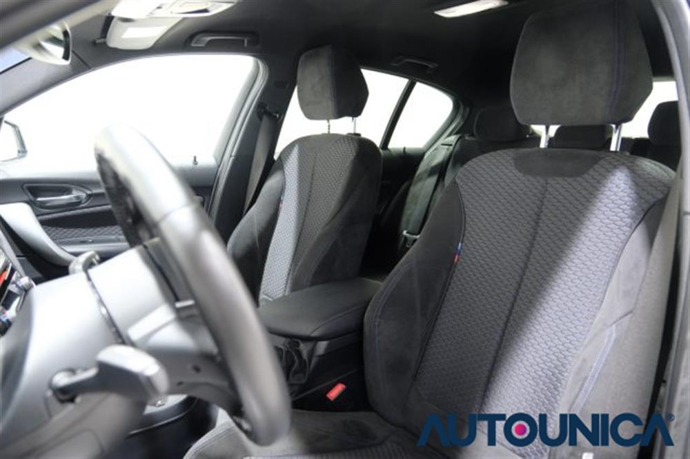 118 118 D 5 PORTE MSPORT AUT