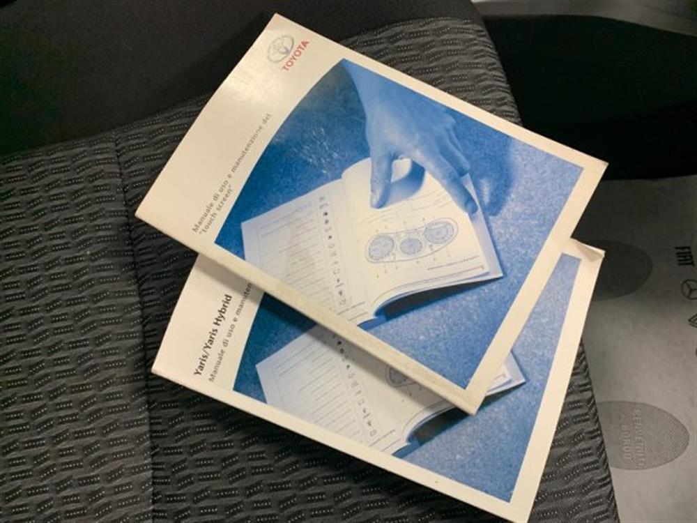 Yaris Yaris 1.0 Benzina Lounge 5