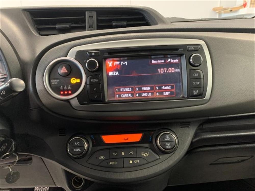 Yaris Yaris 1.0 Benzina Lounge 5