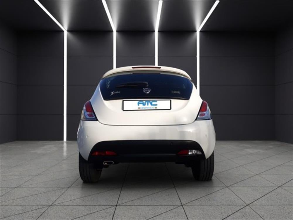 Ypsilon Ypsilon 1.0 FireFly 5 porte