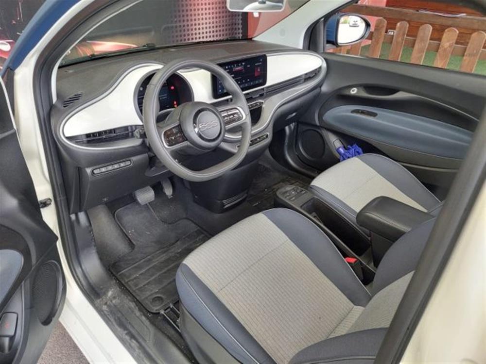 500e 500e Icon Cabrio 42 kWh