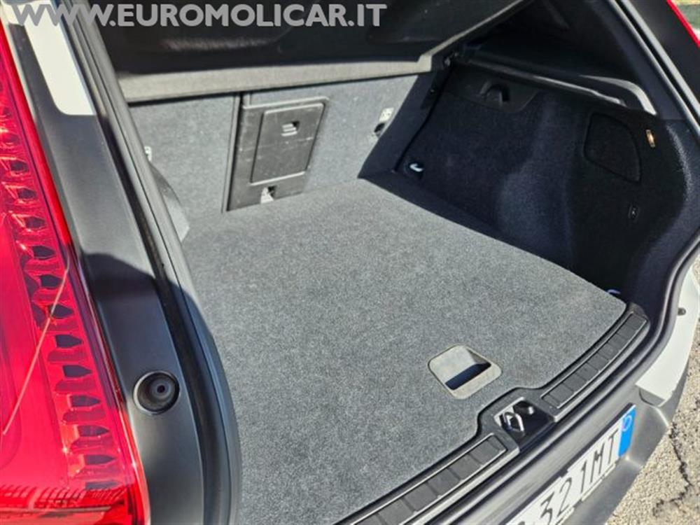 XC40 XC40 2.0 D3 Momentum 150c