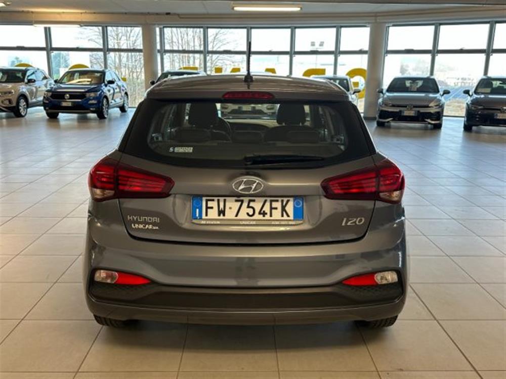 i20 i20 1.200 BENZINA 75 CV