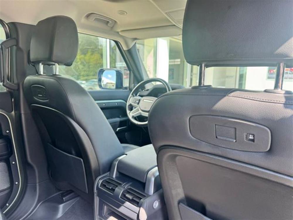 Defender Defender 110 2.0 SD4 240CV AW