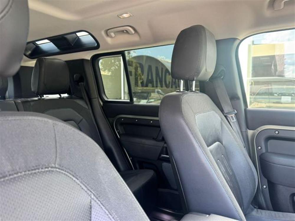 Defender Defender 110 2.0 SD4 240CV AW