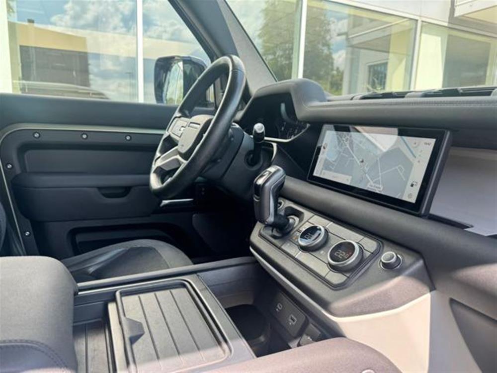 Defender Defender 110 2.0 SD4 240CV AW