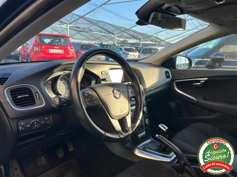 V40 V40 D2 Business Navi