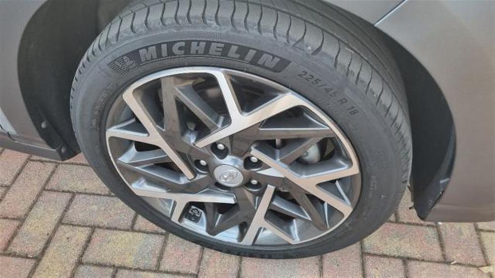 Kona Kona HEV 1.6 DCT XLine