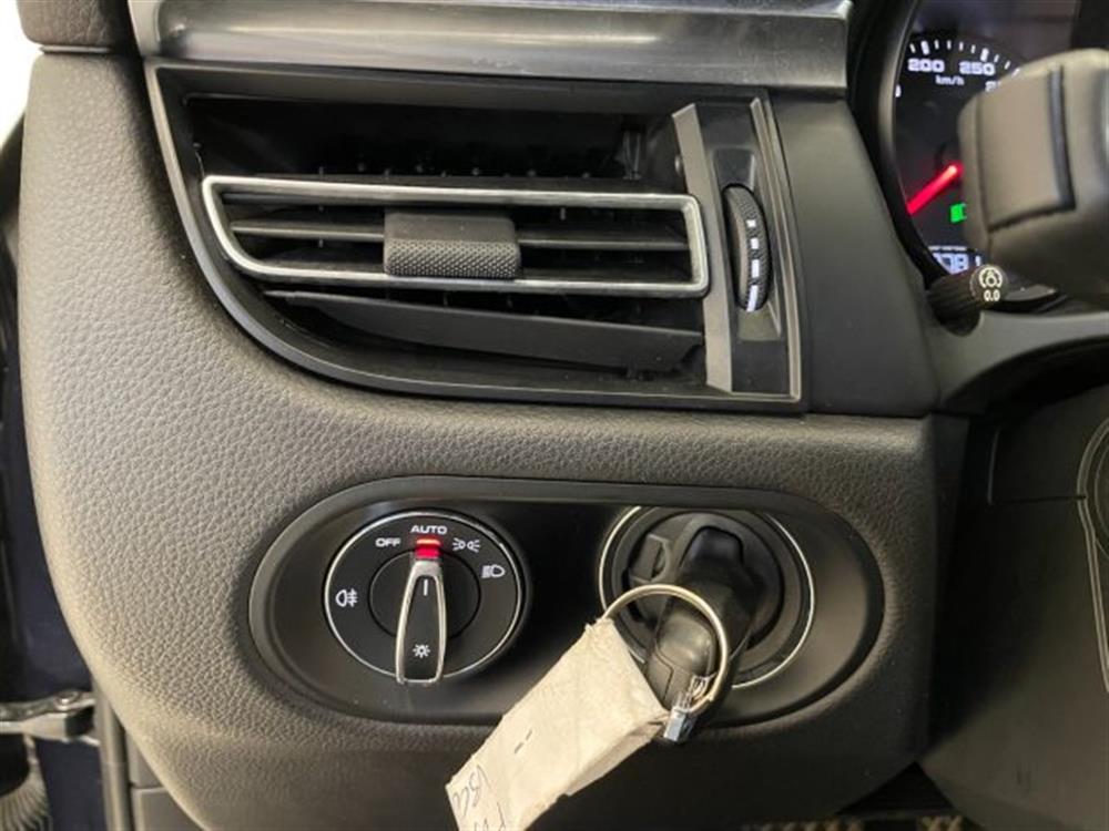 Macan Macan 2.0 PDK * PELLE * 24