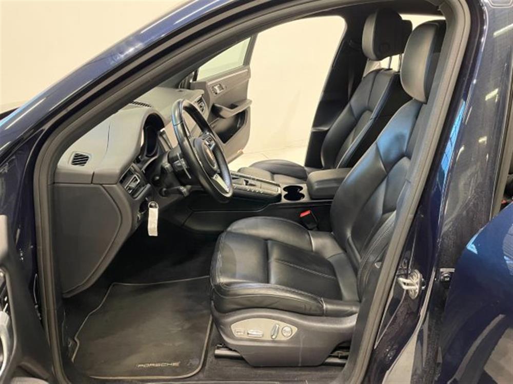 Macan Macan 2.0 PDK * PELLE * 24