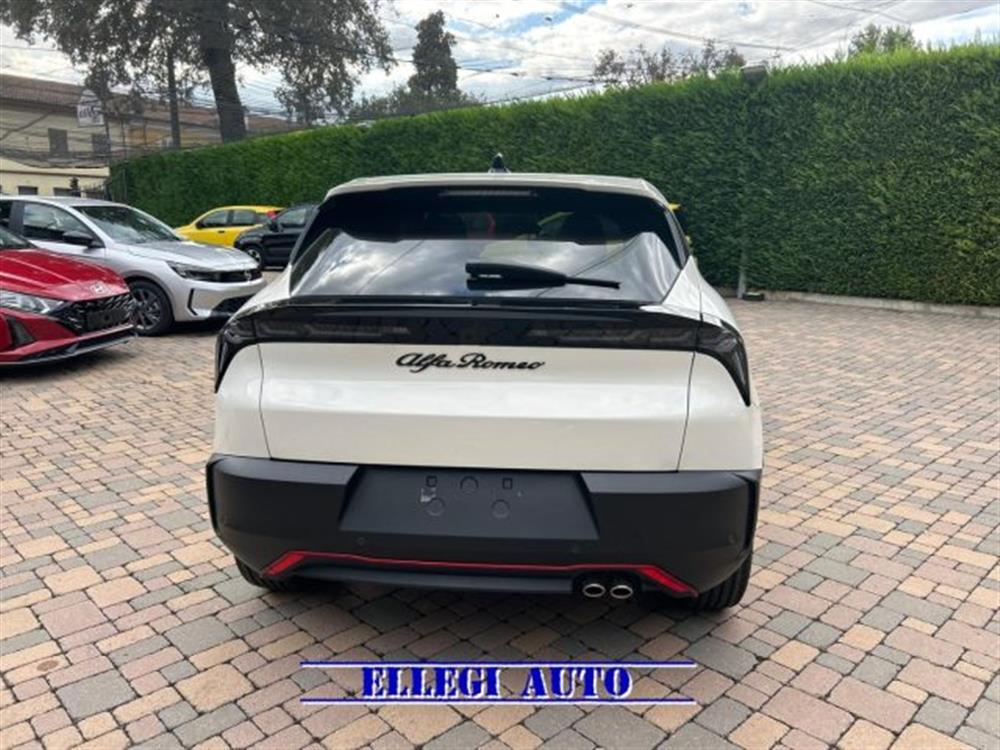 Junior Junior 1.2 145 CV Hybrid eD