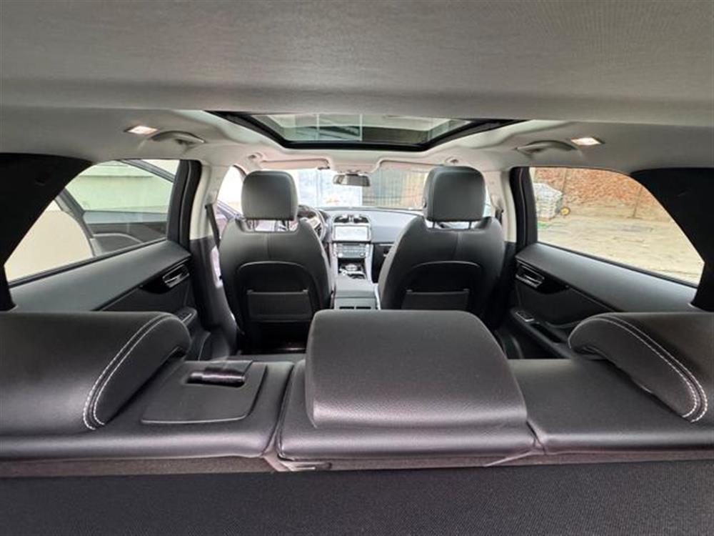 F-Pace F-Pace 2.0 D 180 CV aut. R-