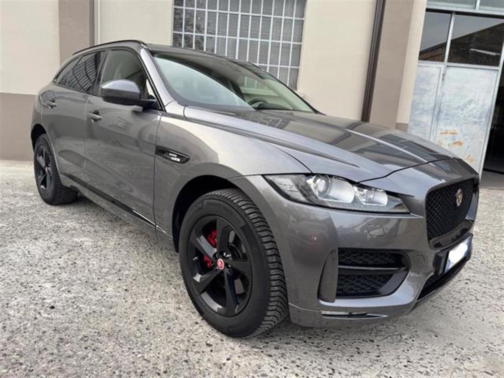 F-Pace F-Pace 2.0 D 180 CV aut. R-