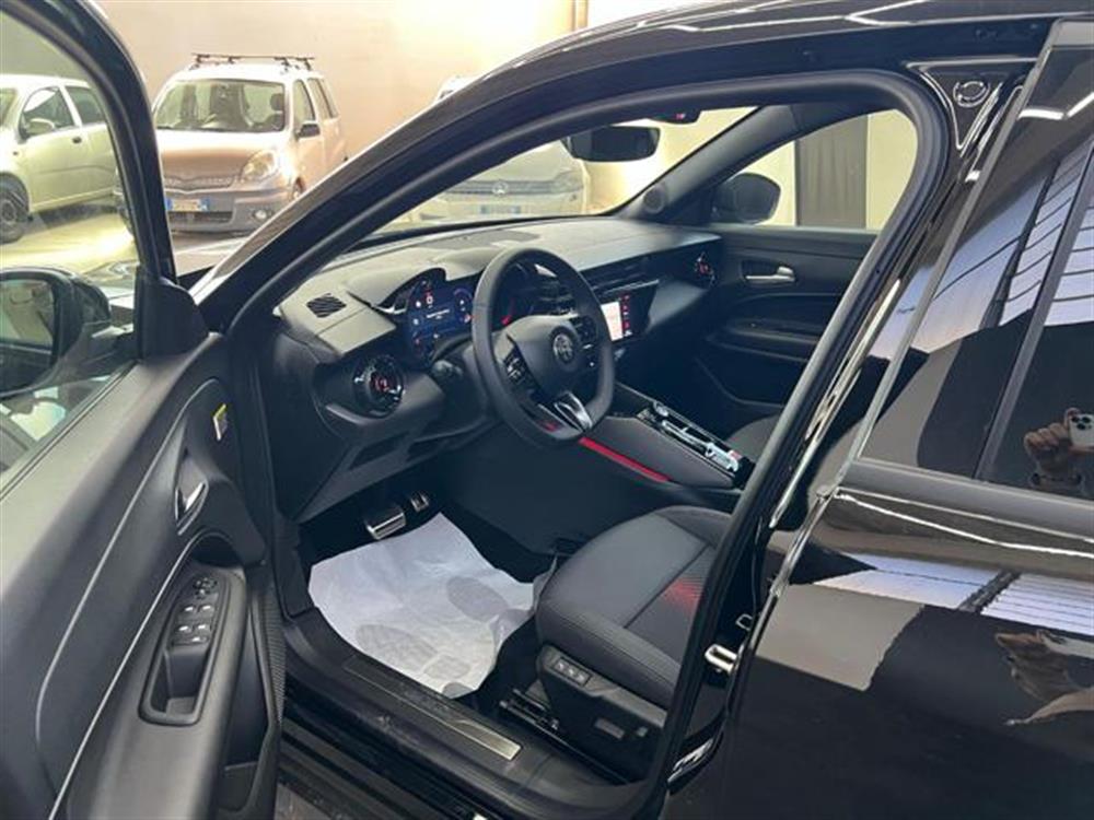 Junior Junior 1.2 145 CV Hybrid eD