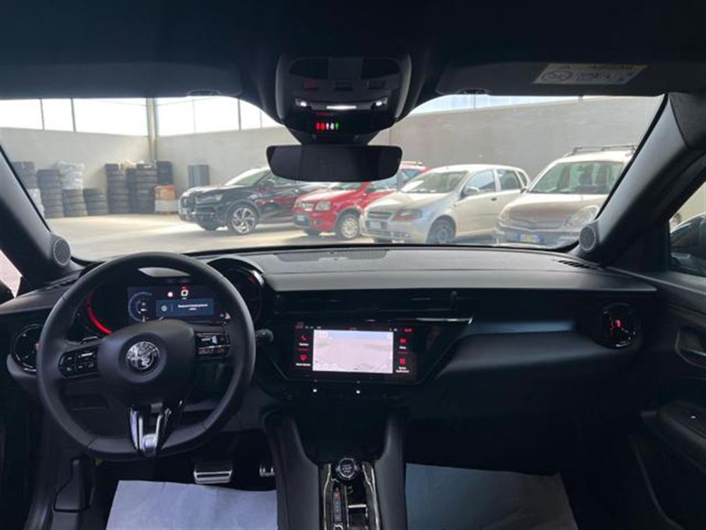 Junior Junior 1.2 145 CV Hybrid eD