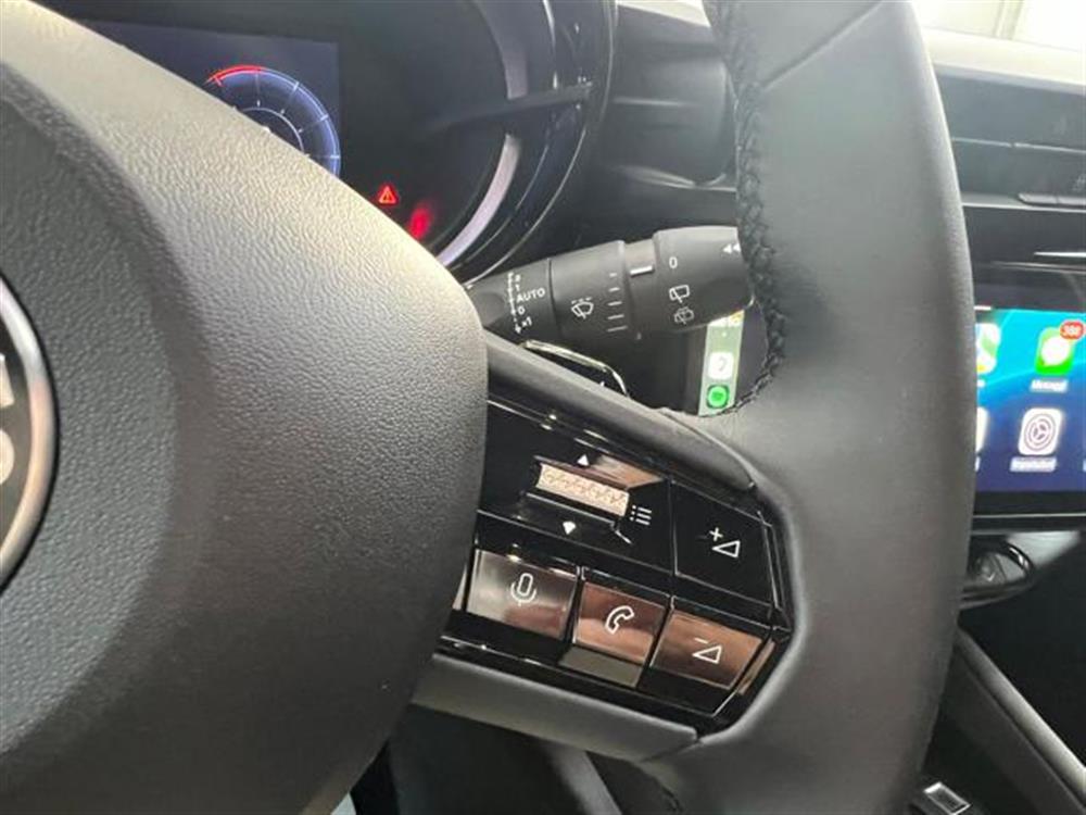 Junior Junior 1.2 145 CV Hybrid eD