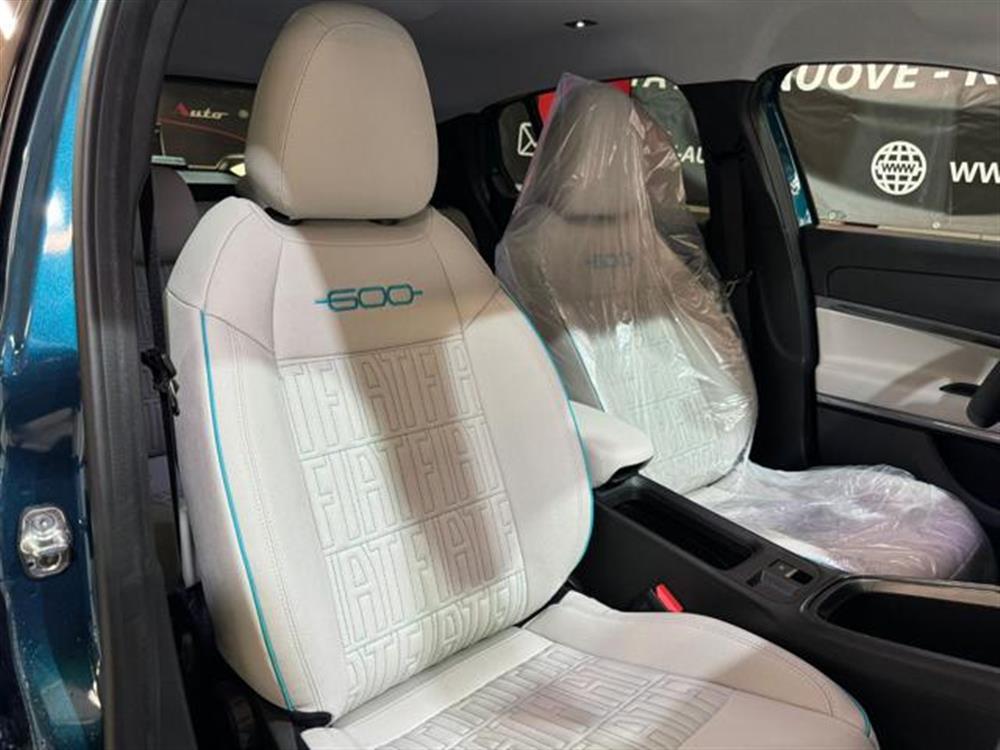 600 600 Hybrid 110CV DCT MHE