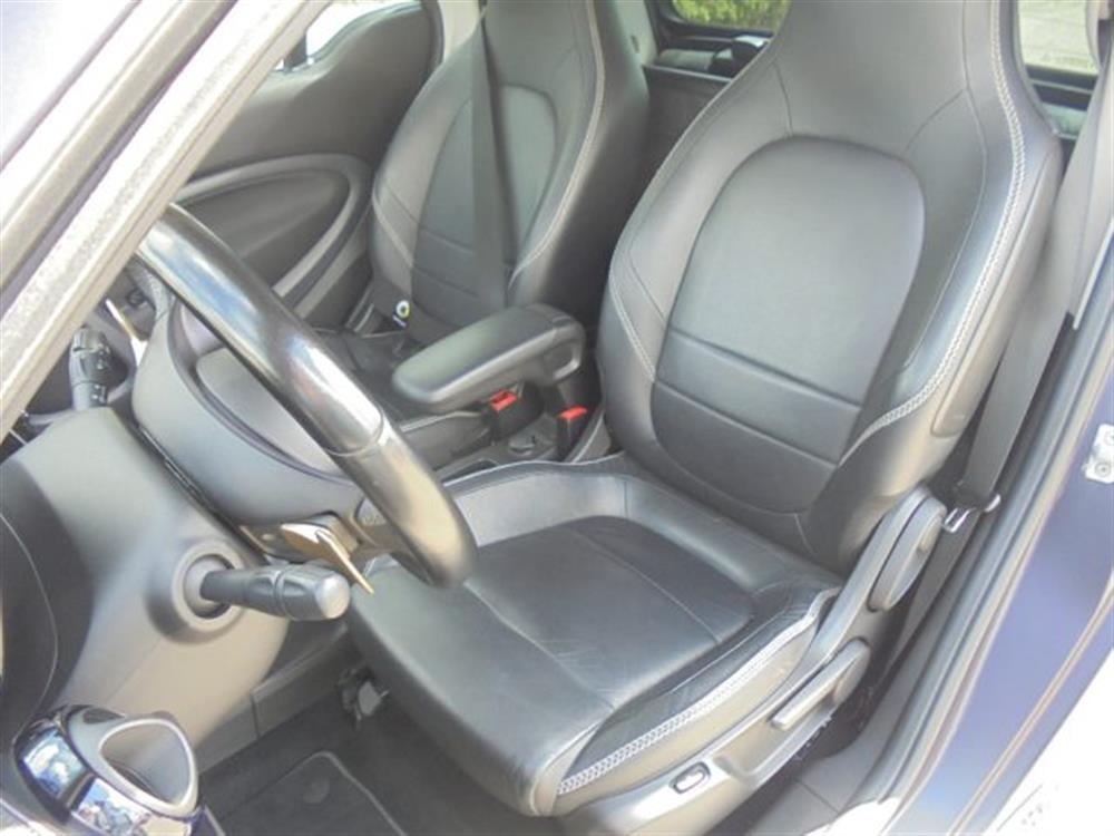 ForTwo ForTwo BRABUS 0.9 Turbo twi