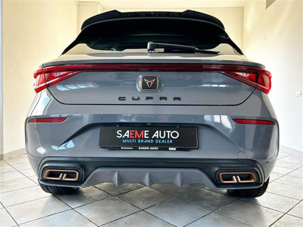 Leon Leon 1.4 e-HYBRID 245 CV