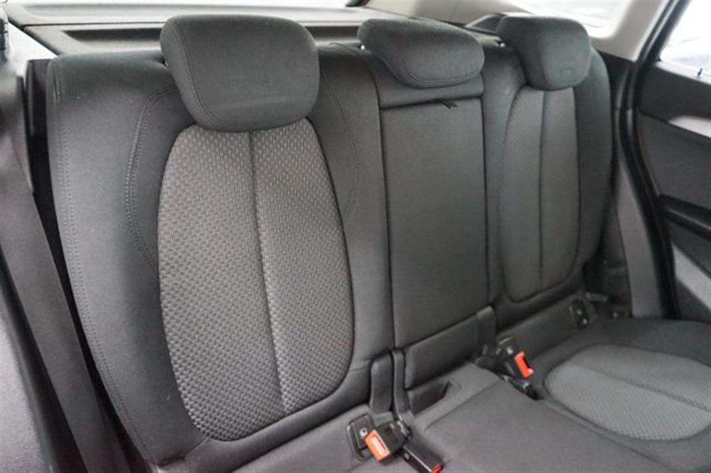 X1 X1 sDrive18i Advantage