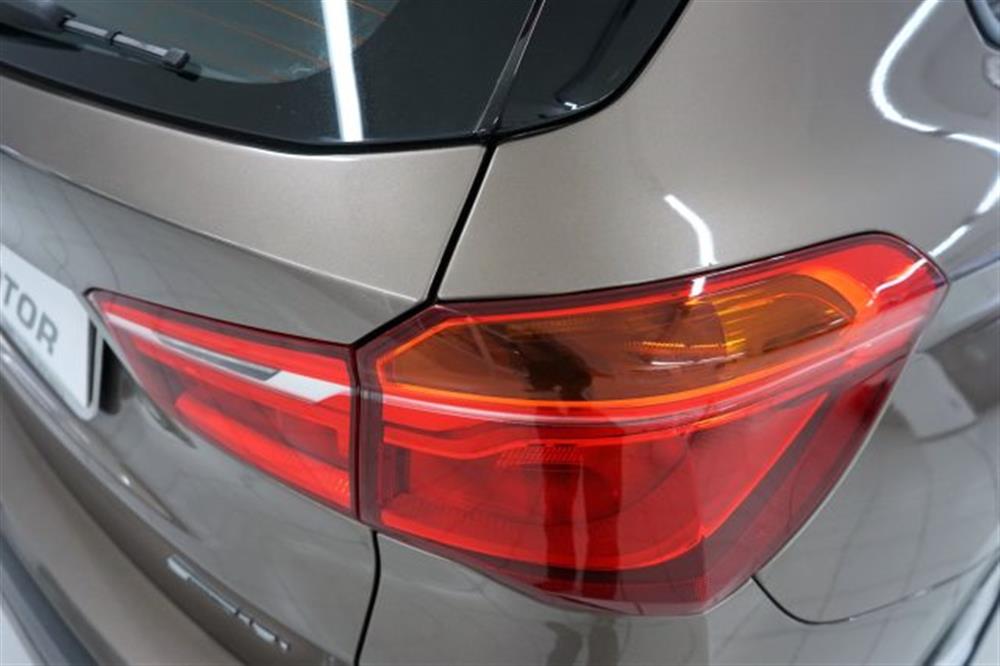 X1 X1 sDrive18i Advantage