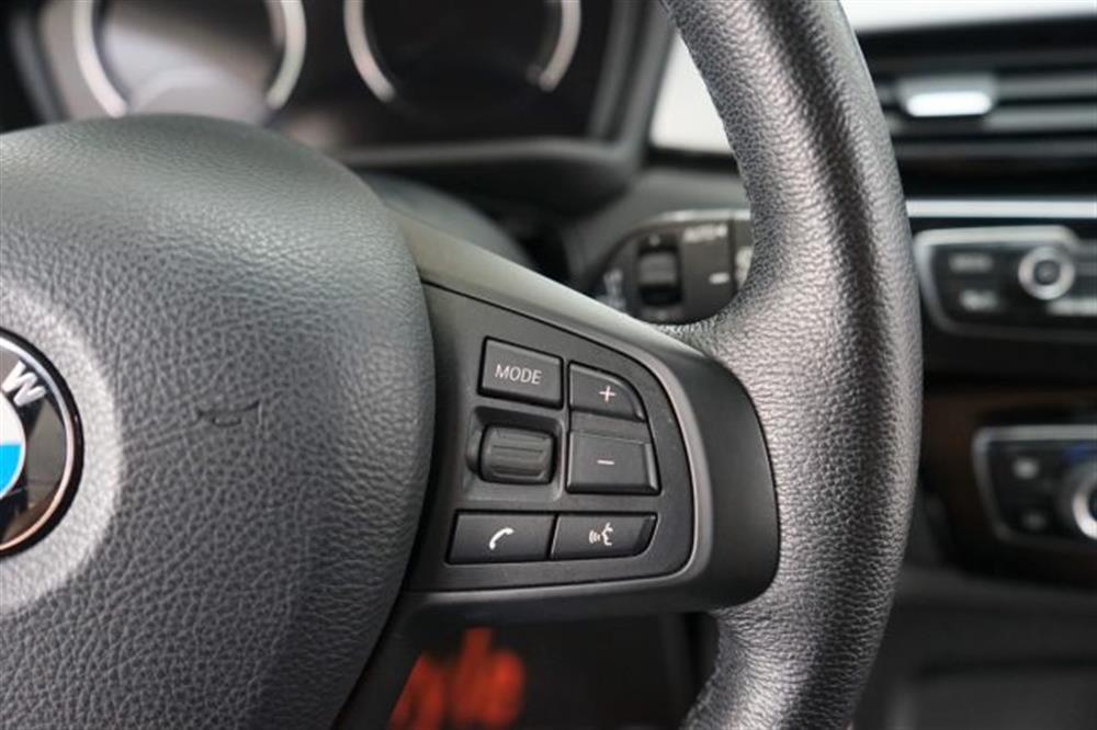 X1 X1 sDrive18i Advantage