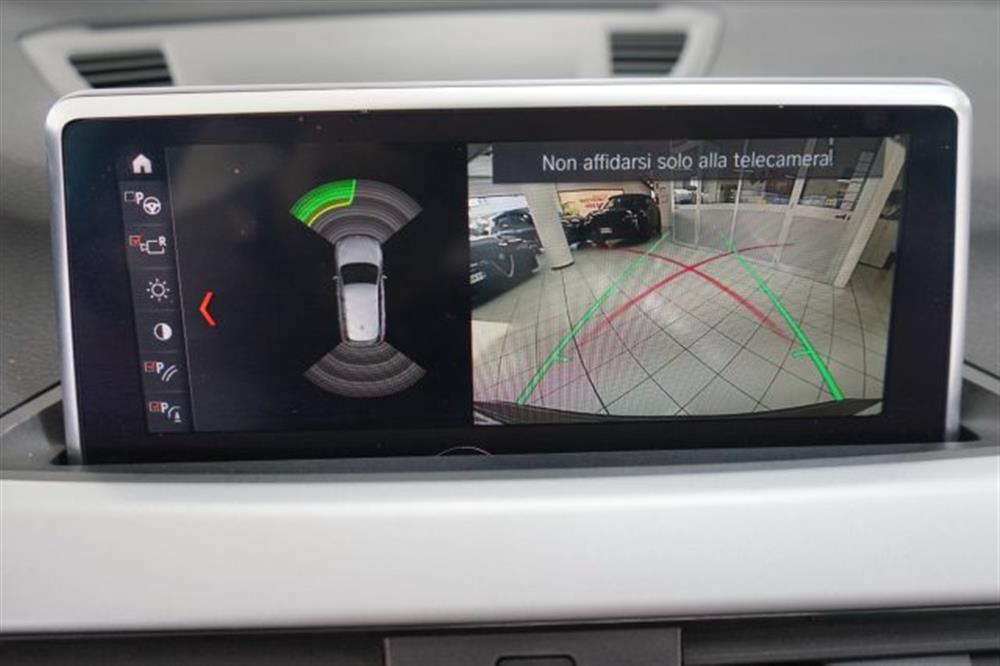 X1 X1 sDrive18i Advantage