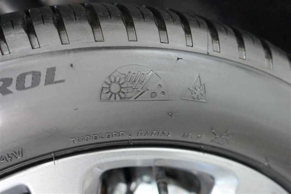 Kuga Kuga 2.5 Full Hybrid 190