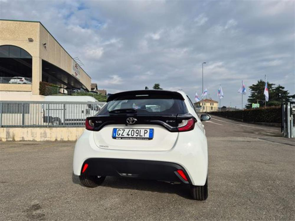 Yaris Yaris 1.5 Hybrid 5 porte A