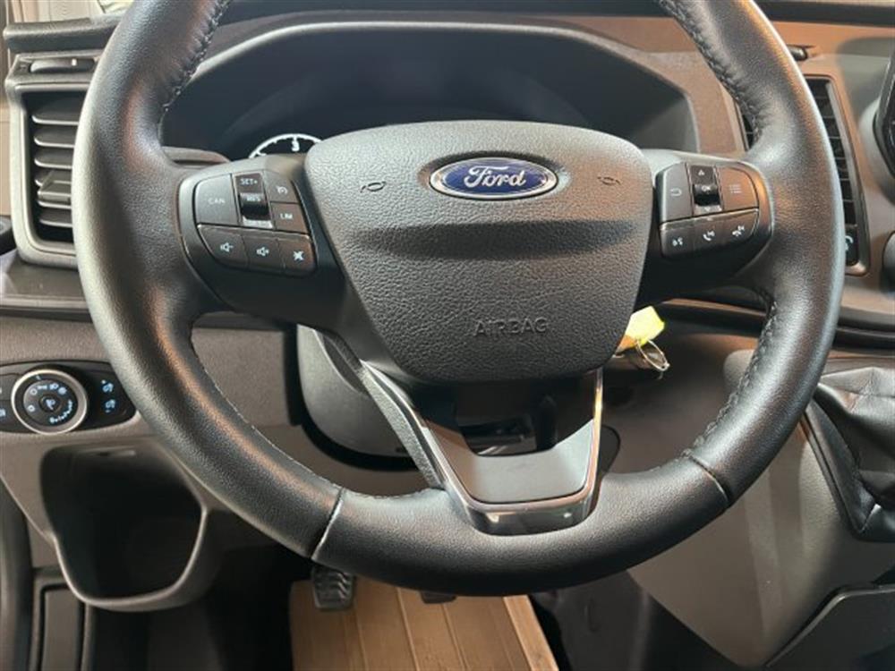 Tourneo Custom Tourneo Custom 2.0D 130CV Combi Tre