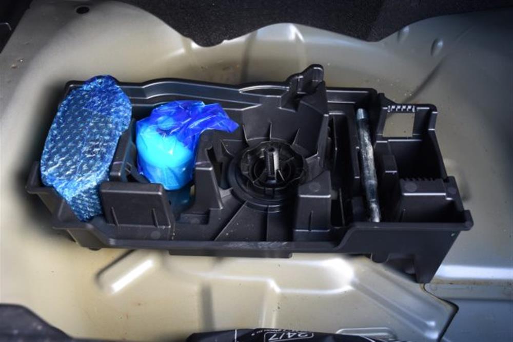 C4 C4 BlueHDi 130 S&S EAT8