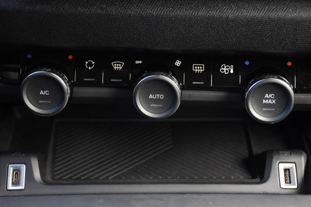 C4 C4 BlueHDi 130 S&S EAT8