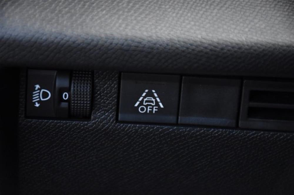 C4 C4 BlueHDi 130 S&S EAT8