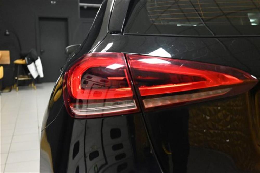 A 250 A 250 e HYBRID EQ AMG LINE