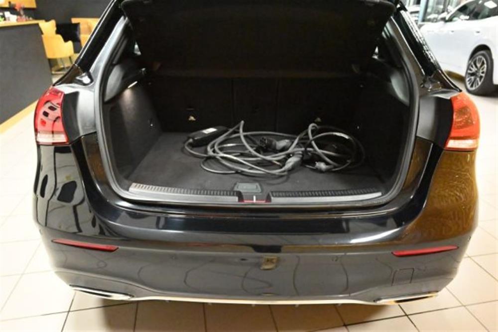 A 250 A 250 e HYBRID EQ AMG LINE