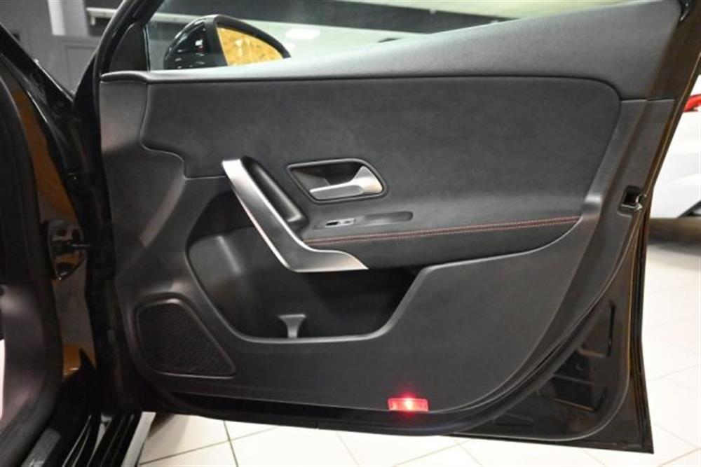 A 250 A 250 e HYBRID EQ AMG LINE