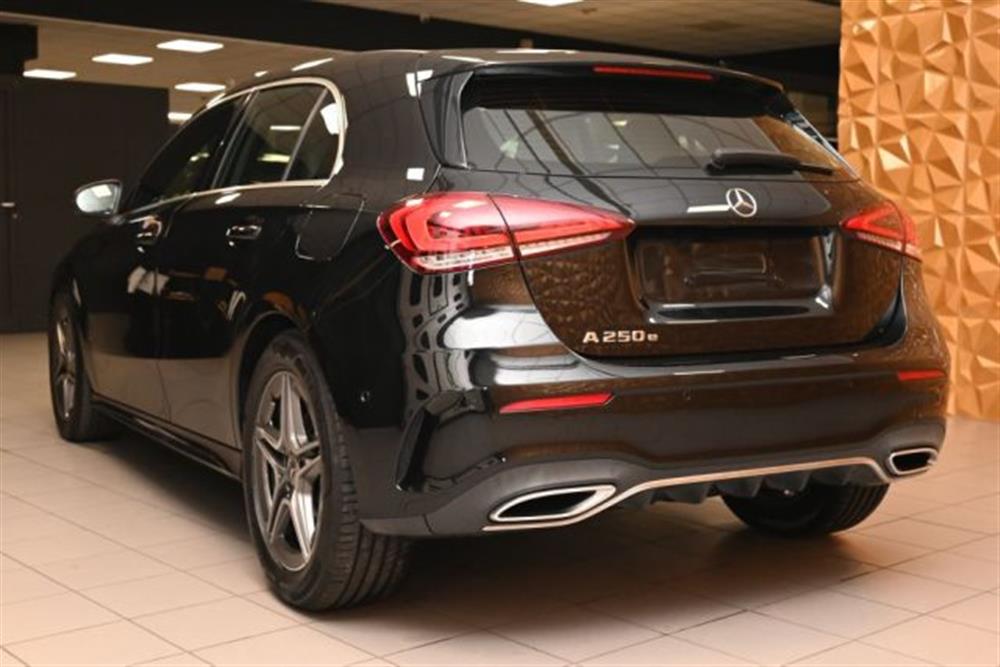 A 250 A 250 e HYBRID EQ AMG LINE