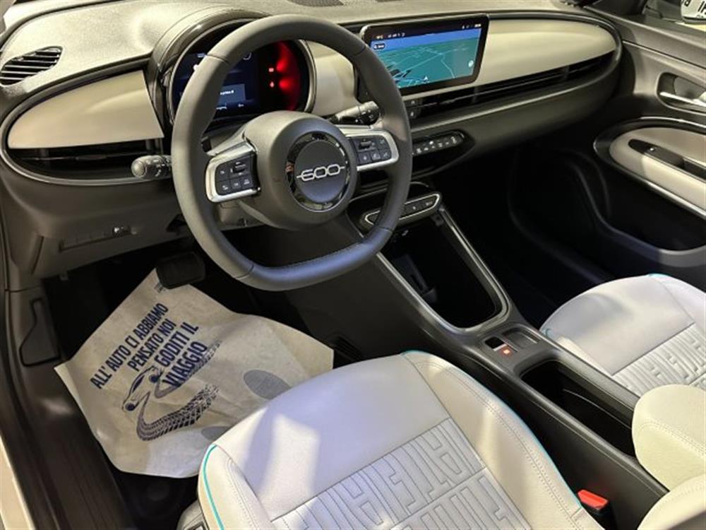 600 600 Hybrid 110 CV DCT MH