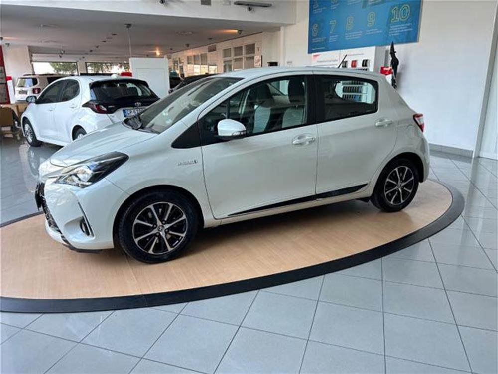 Yaris Yaris 1.5 Hybrid 5 porte T