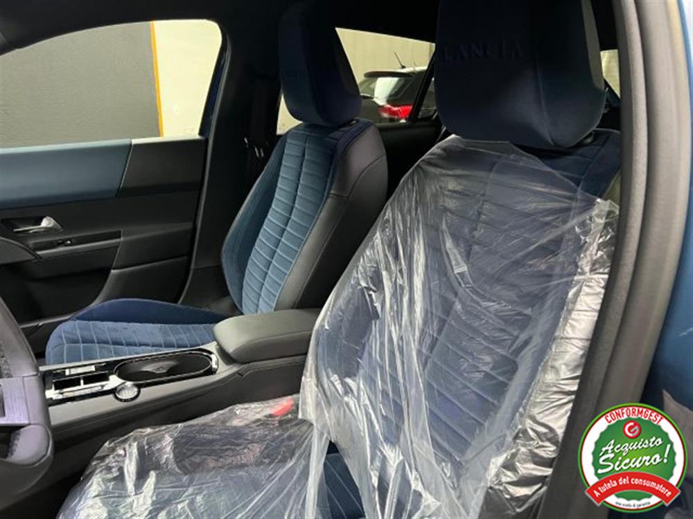 Ypsilon Ypsilon Hybrid e-DCT ED. LIM