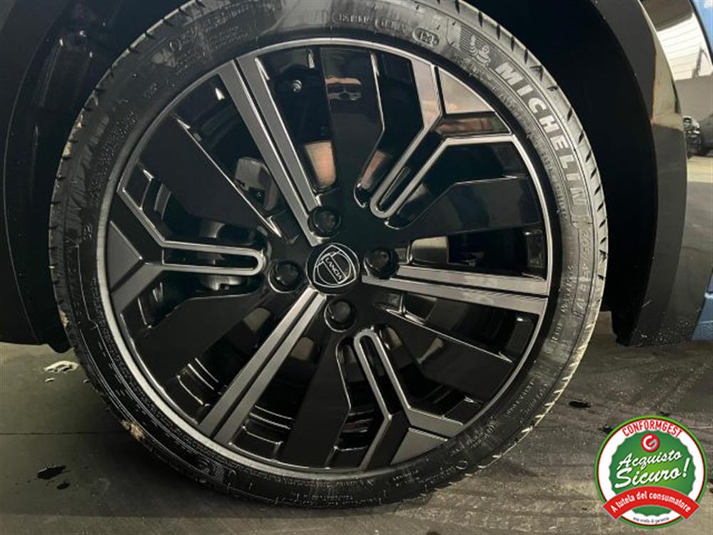 Ypsilon Ypsilon Hybrid e-DCT ED. LIM