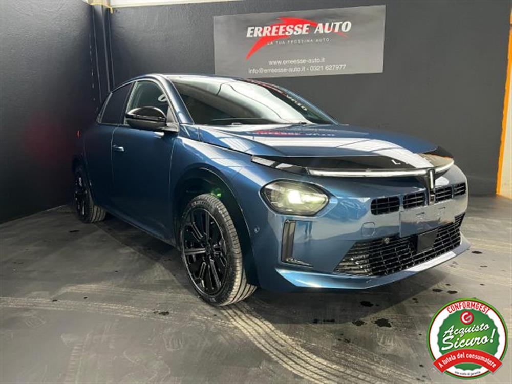 Ypsilon Ypsilon Hybrid e-DCT ED. LIM