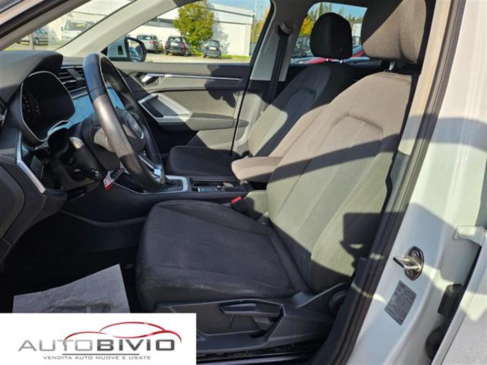 Q3 Q3 35 TDI S tronic Busi