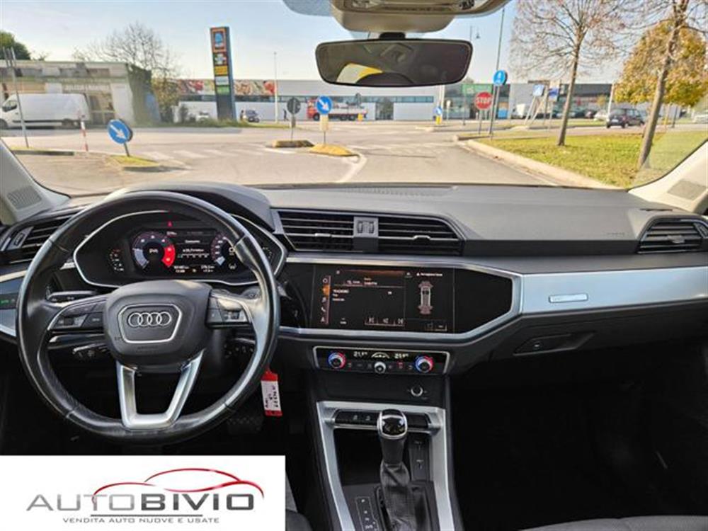 Q3 Q3 35 TDI S tronic Busi